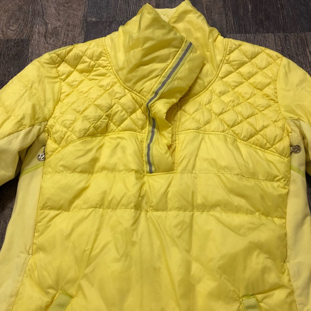 Lululemon what the fluff pullover - Picture 2 of 8